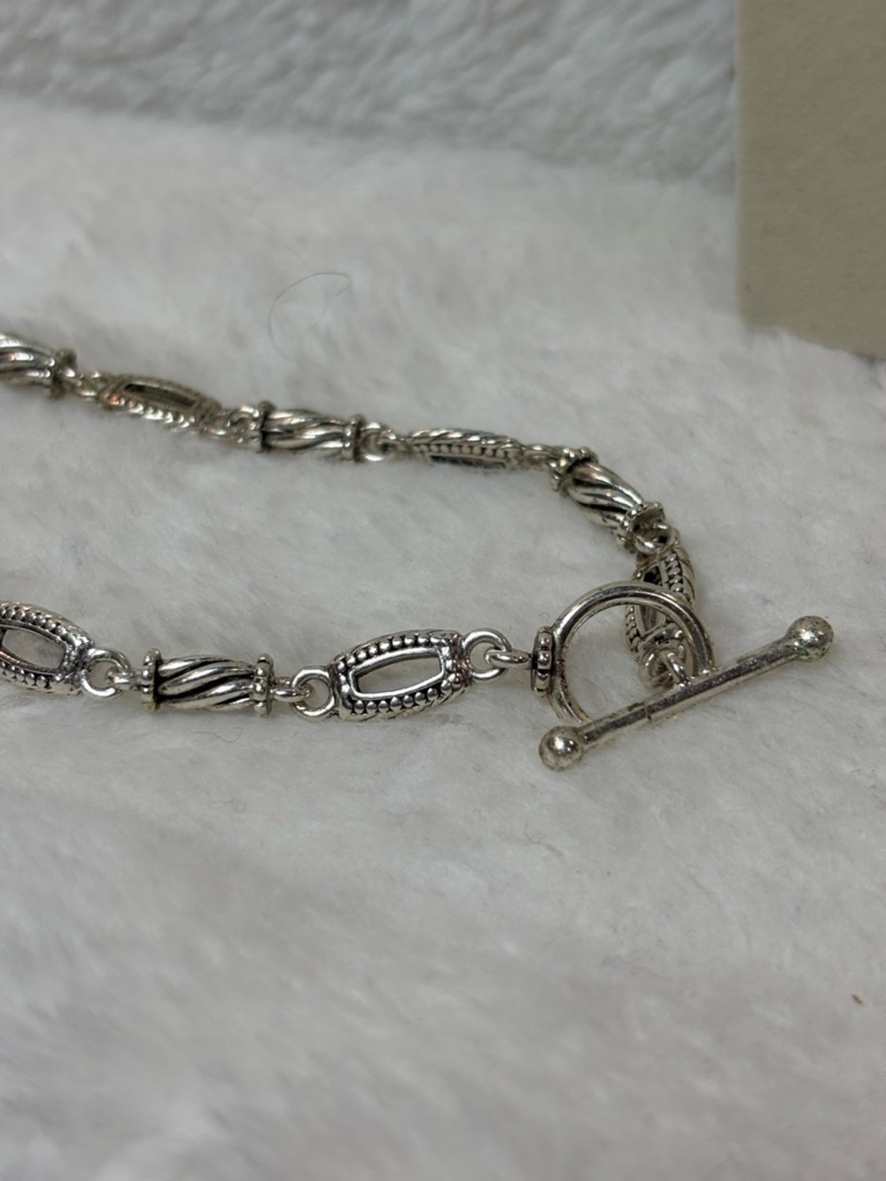 Vintage Premier Designs Silver Tone Detailed Open Link / Twisted Barrel Necklace - Picture 3 of 8